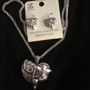 Designs Silver-Toned Heart Necklace & Earring Set